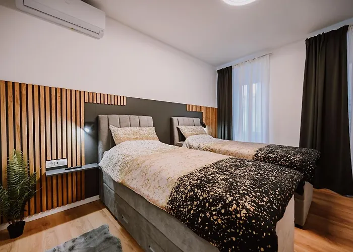 Old Square 아파트 *