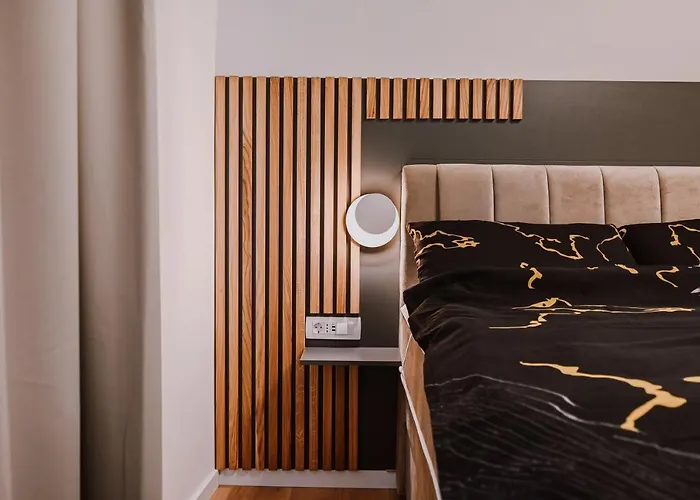 Old Square 리예카